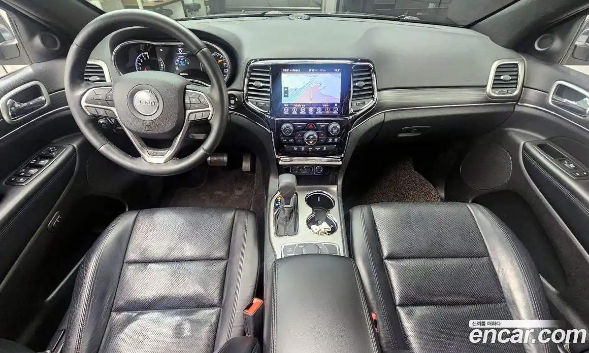 Jeep Cherokee 2019 3.6 гидро в Москве № 1624060, фото 10