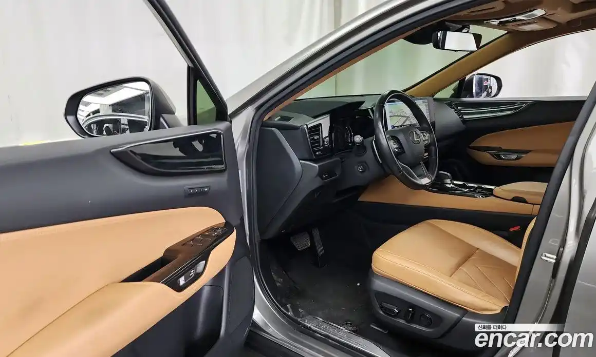 Lexus NX 2023 2.5 гидро в Москве № 1692965, фото 13