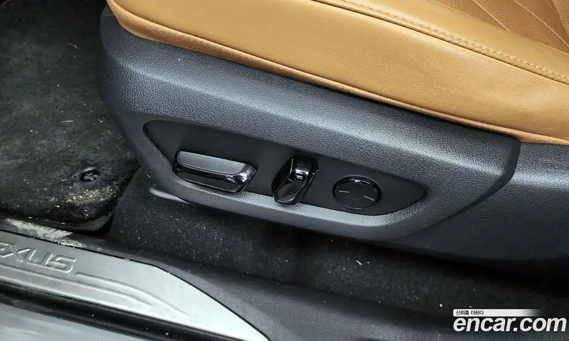 Lexus NX 2023 2.5 гидро в Москве № 1692965, фото 32