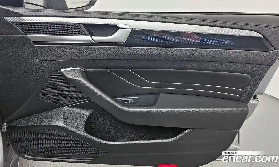 Volkswagen Arteon 2023 2.0 гидро в Москве № 1693173, фото 15