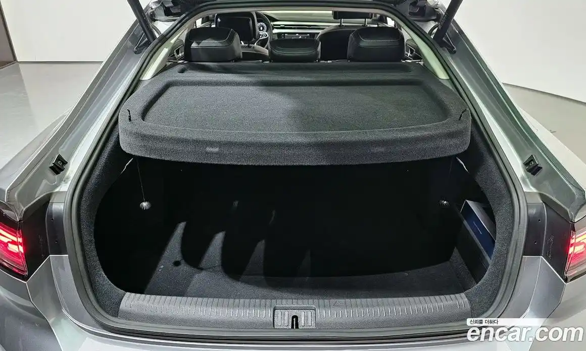Volkswagen Arteon 2023 2.0 гидро в Москве № 1693173, фото 28