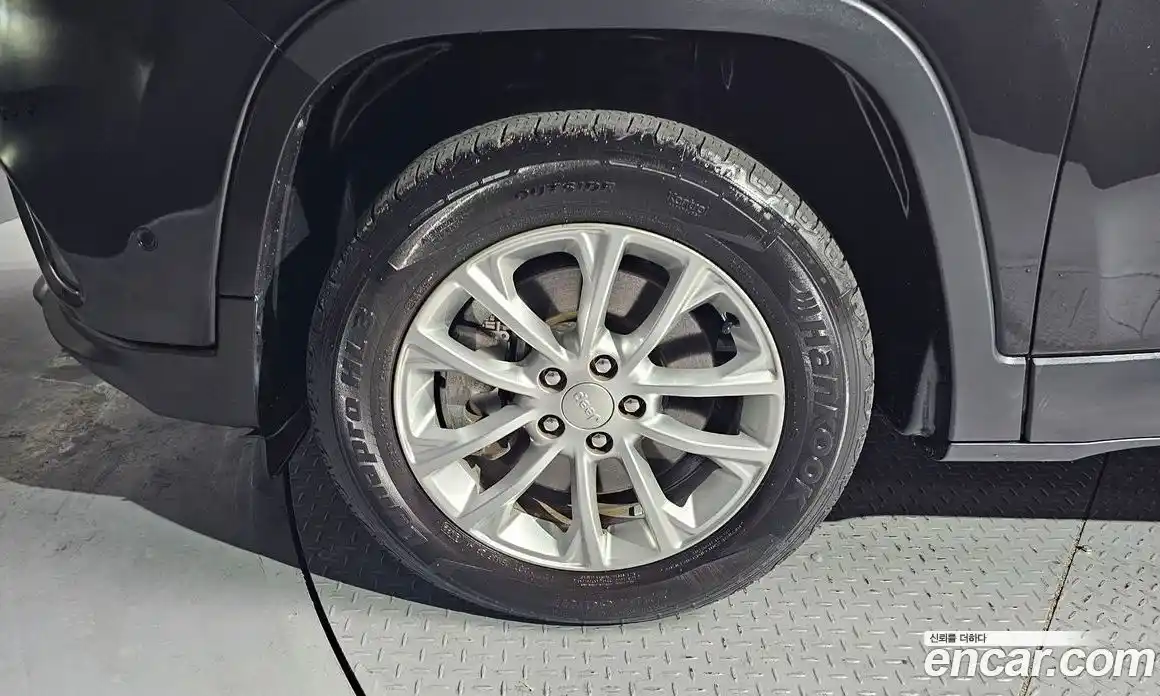 Jeep Cherokee 2019 2.4 гидро в Москве № 169807, фото 5