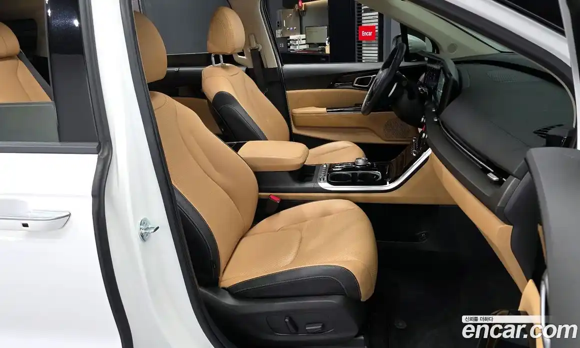 Kia Canival 2023 2.2 гидро в Москве № 1758505, фото 17