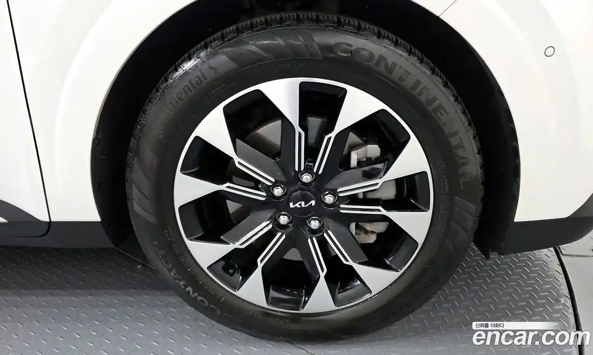 Kia Canival 2023 2.2 гидро в Москве № 1758505, фото 7