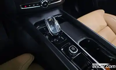 Volvo XC60 2022 2.0 гидро в Москве № 1763550, миниатюра 12