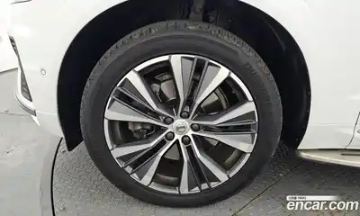 Volvo XC60 2022 2.0 гидро в Москве № 1763550, миниатюра 5