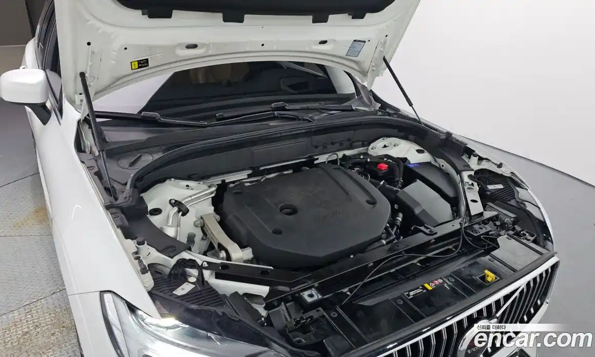 Volvo XC60 2022 2.0 гидро в Москве № 1763550, фото 6