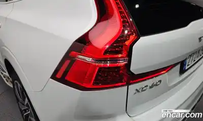Volvo XC60 2022 2.0 гидро в Москве № 1763550, миниатюра 9