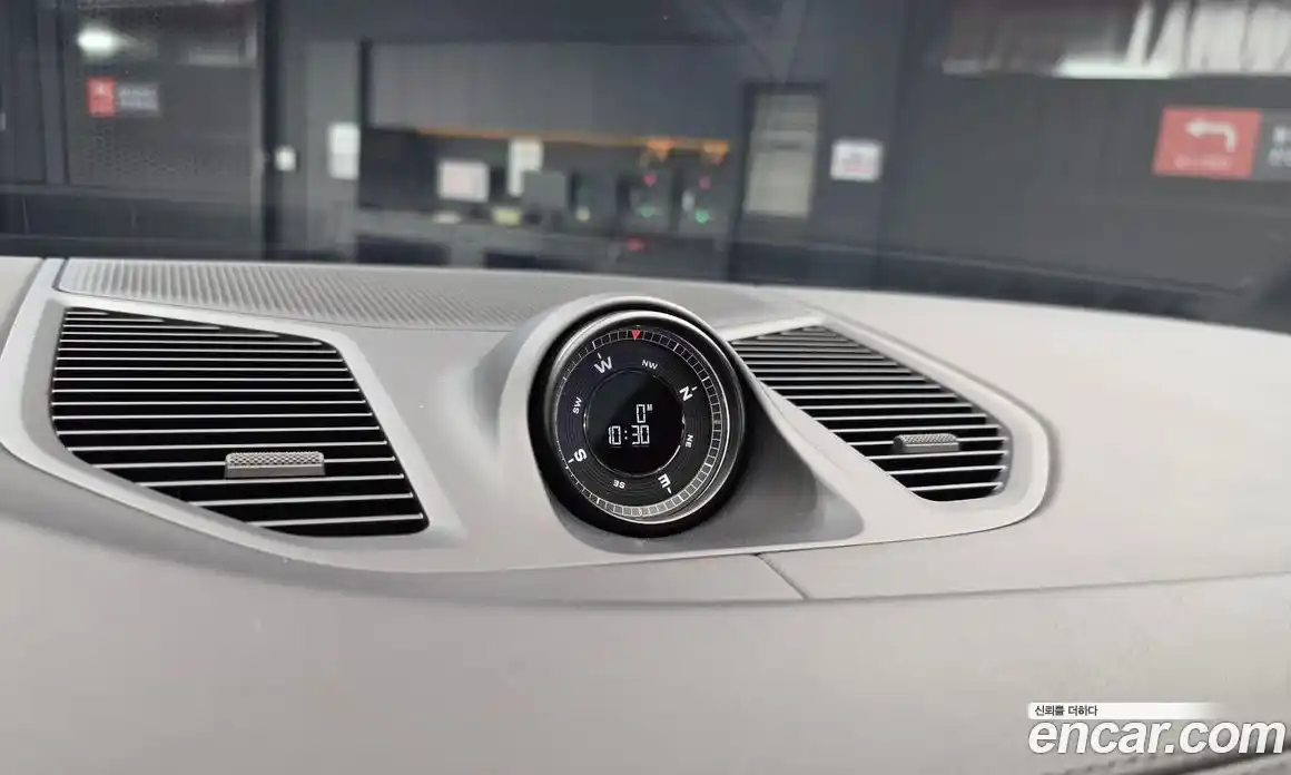 Porsche Cayenne 2024 3.0 гидро в Москве № 1763755, фото 32