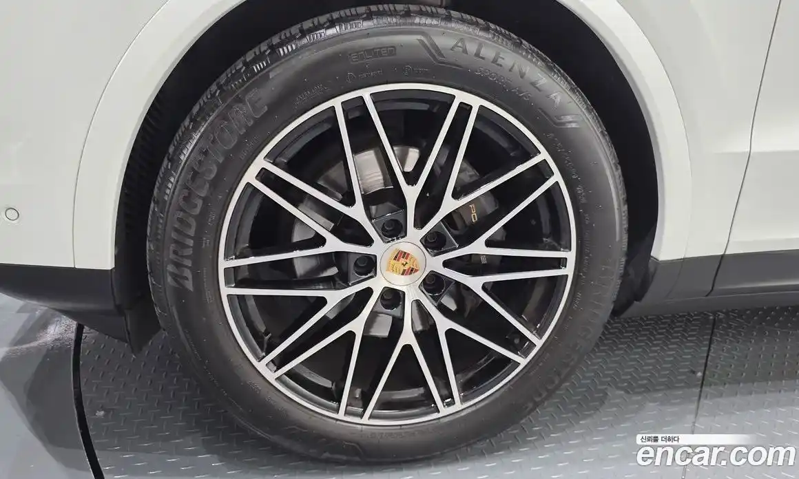 Porsche Cayenne 2024 3.0 гидро в Москве № 1763755, фото 4