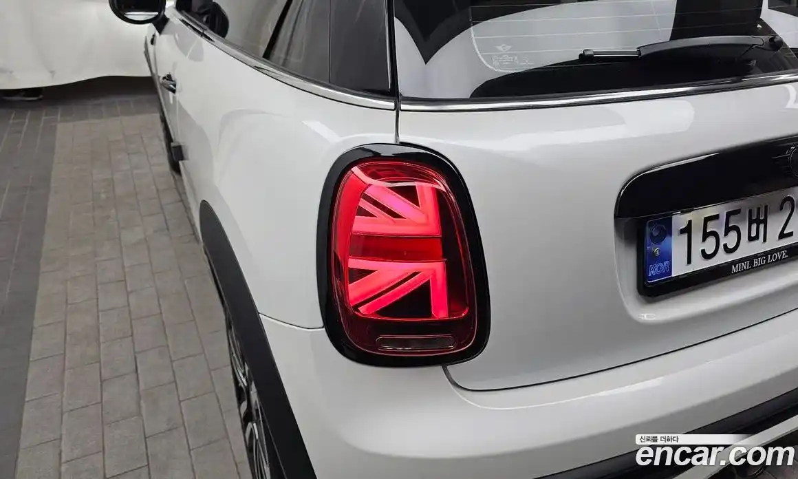 Mini Cooper 2023 2.0 гидро в Москве № 1764323, фото 9