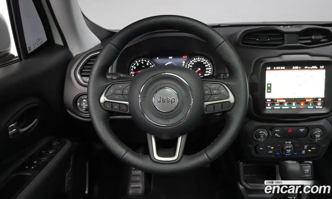 Jeep Renegade 2022 1.3 гидро в Москве № 1765431, фото 17
