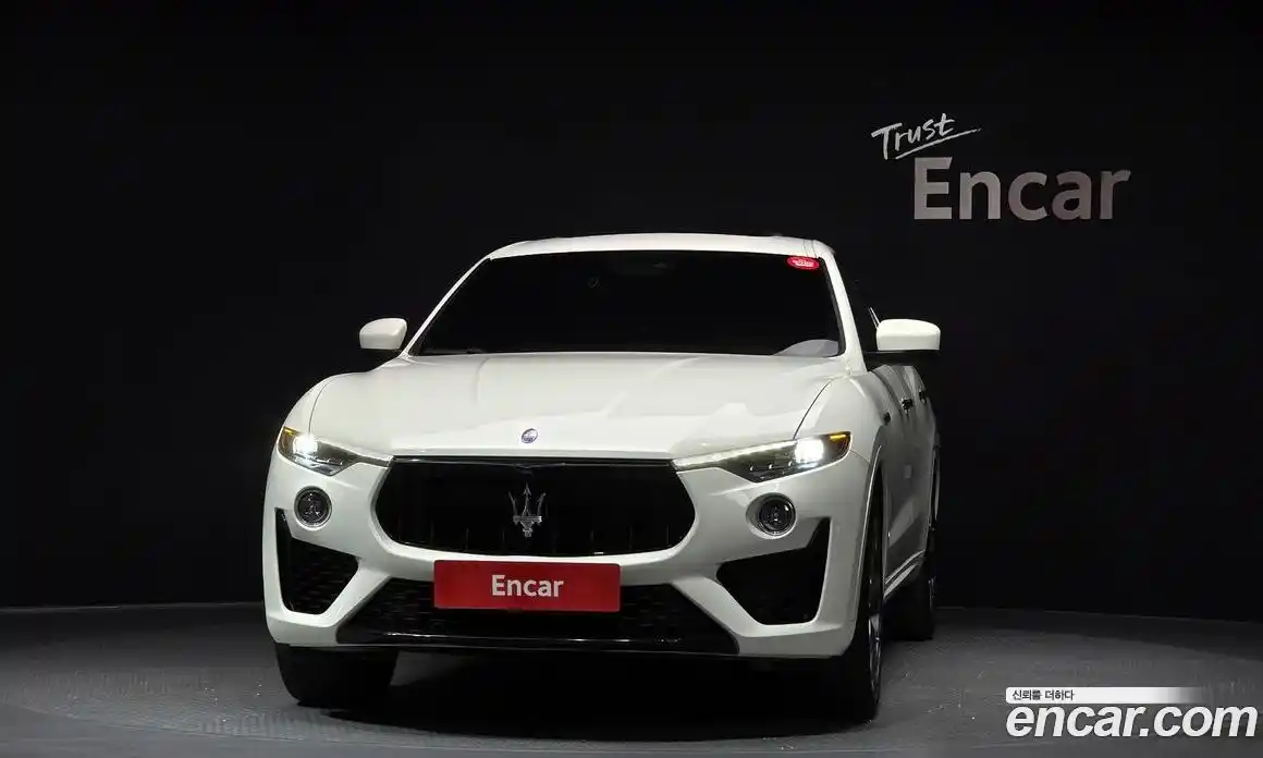Maserati Levante 2020 3.0 гидро, фото 3