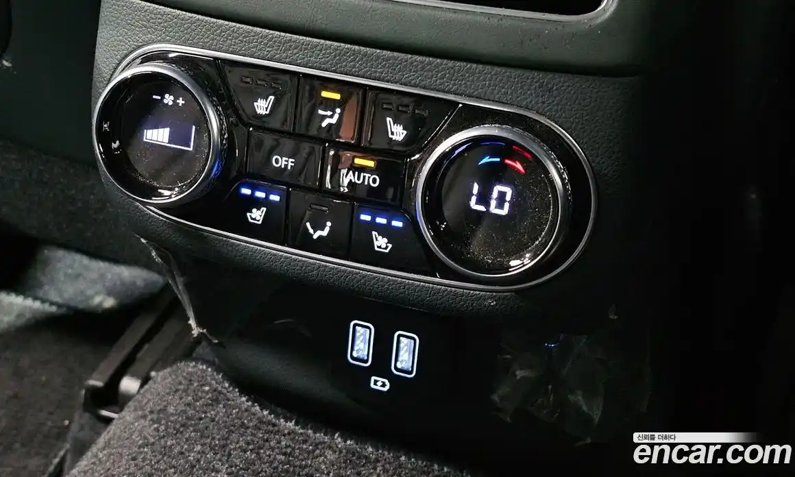 Genesis GV70 2023 2.2 гидро в Москве № 1832536, фото 23