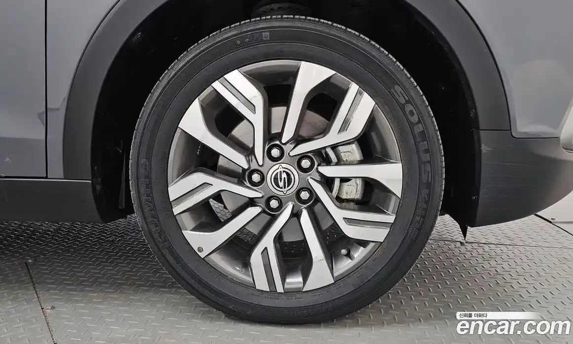 SsangYong TIBOLI 2018 1.6 гидро в Москве № 1832711, фото 6