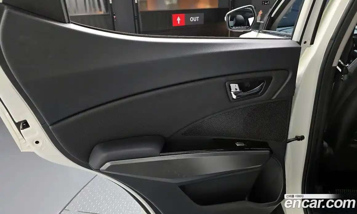 SsangYong TIBOLI 2017 1.6 гидро в Москве № 1833063, фото 15
