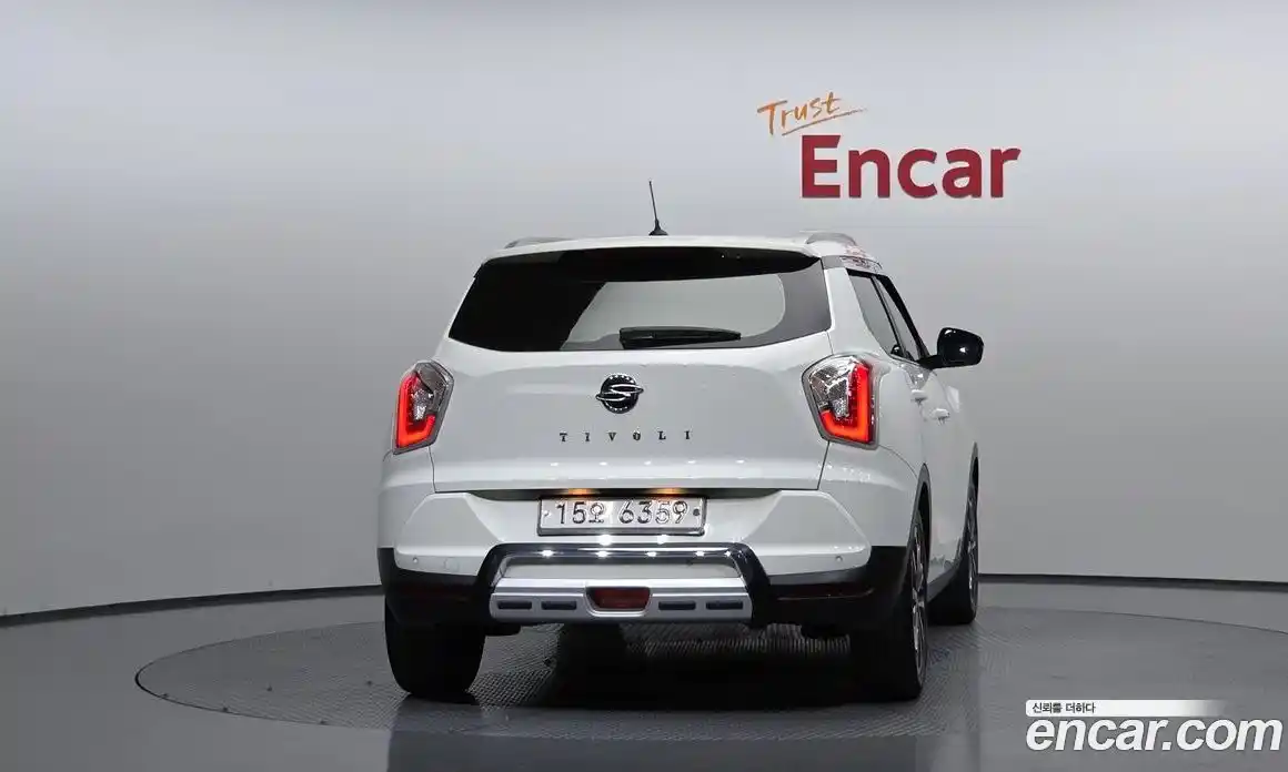 SsangYong TIBOLI 2017 1.6 гидро в Москве № 1833063, фото 4