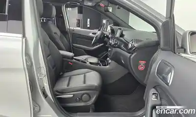 Mercedes-Benz B-Class 2014 1.8 гидро в Москве № 1833087, миниатюра 11