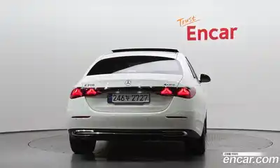 Mercedes-Benz E-Class 2024 2.0 гидро в Москве № 1833482, миниатюра 4