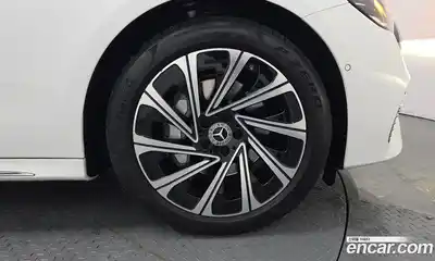 Mercedes-Benz E-Class 2024 2.0 гидро в Москве № 1833482, миниатюра 7