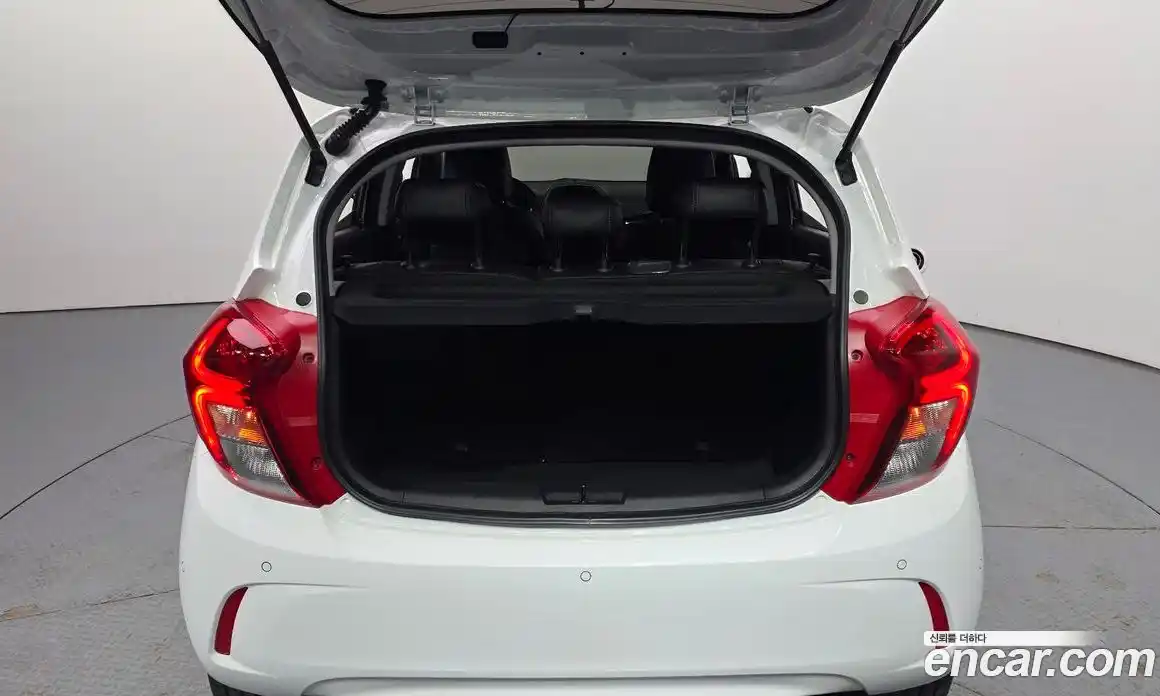 Chevrolet Spark 2022 1.0 гидро в Москве № 1833592, фото 26