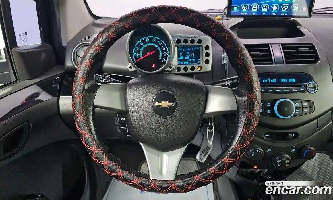 Chevrolet Spark 2011 1.0 гидро в Москве № 1834053, фото 13