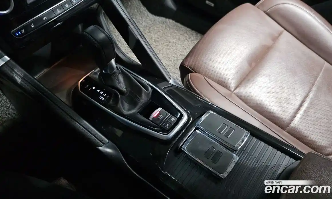 Renault QM6 2016 2.0 гидро в Москве № 1834636, фото 12
