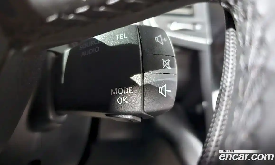 Renault QM6 2016 2.0 гидро в Москве № 1834636, фото 31