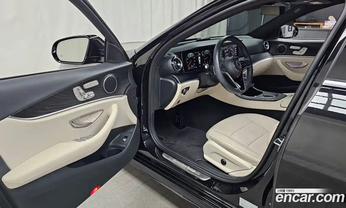 Mercedes-Benz E-Class 2023 2.0 гидро в Москве № 1834681, фото 13