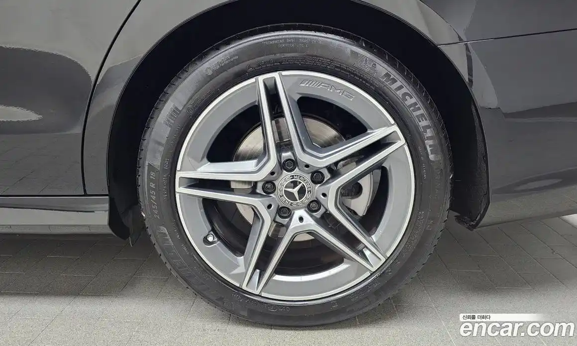 Mercedes-Benz E-Class 2023 2.0 гидро в Москве № 1834681, фото 7