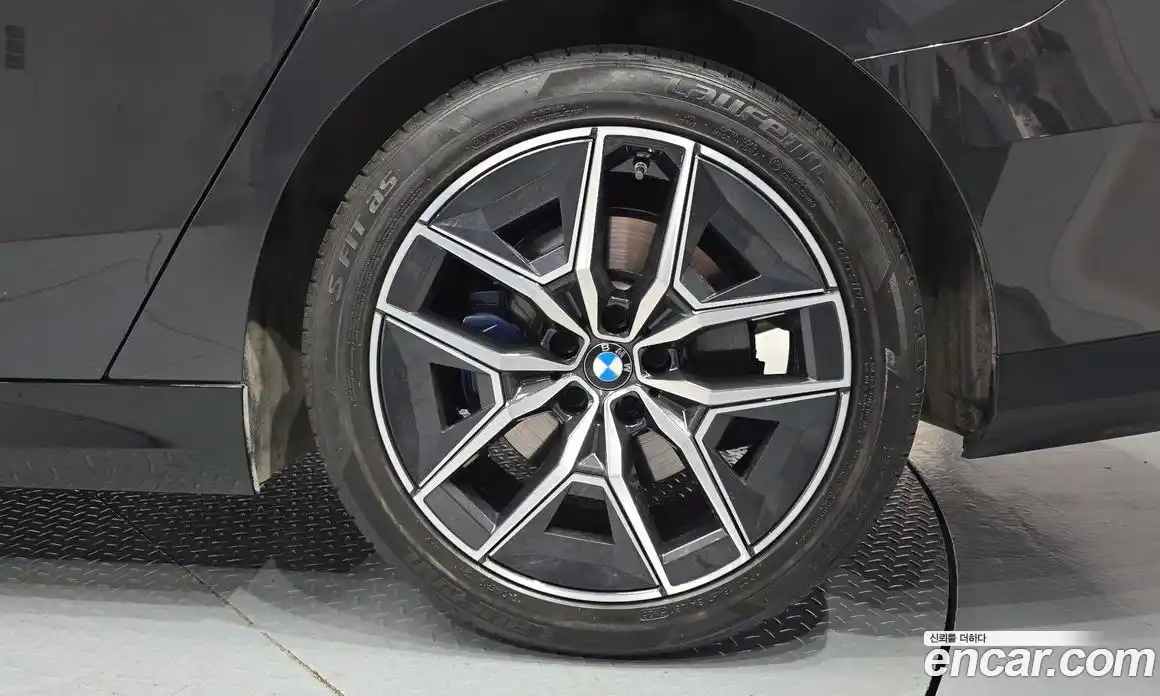BMW 5-Series 2023 2.0 гидро в Москве № 1835433, фото 7