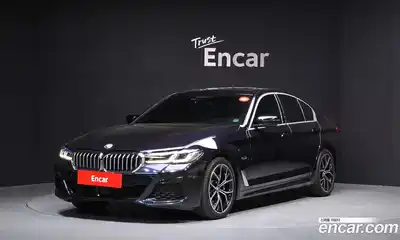 BMW 5-Series, 2022