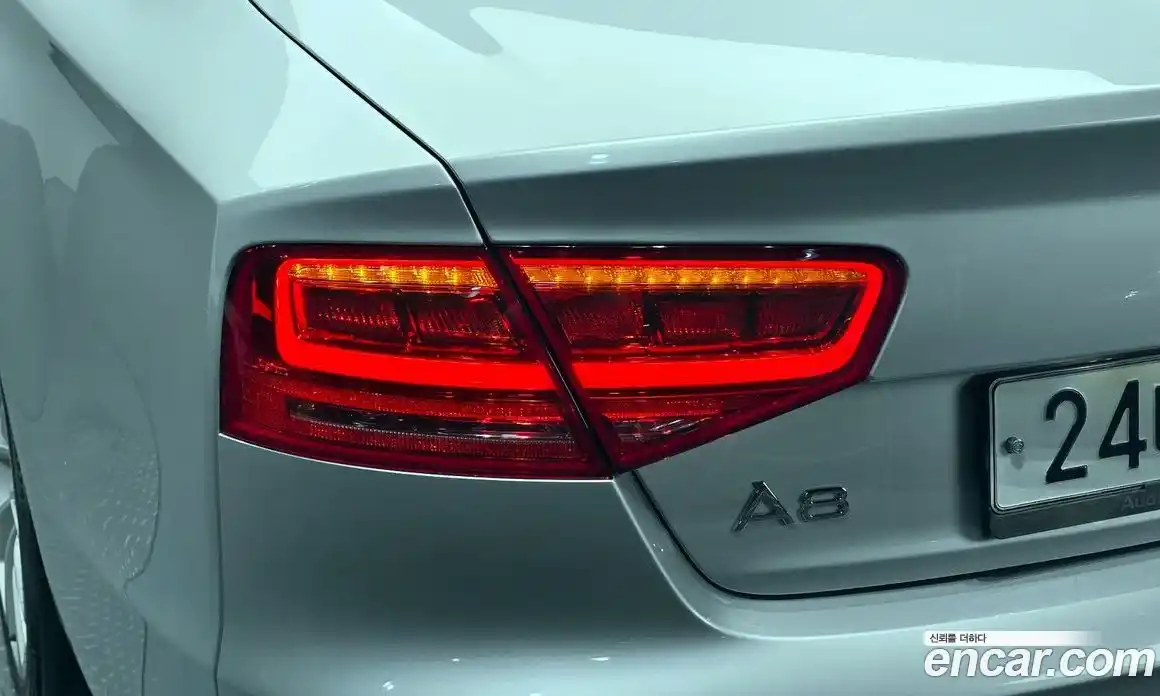 Audi A8 2011 4.2 гидро в Москве № 1836632, фото 8