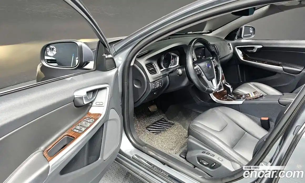 Volvo S60 2018 2.0 гидро в Москве № 1836891, фото 12
