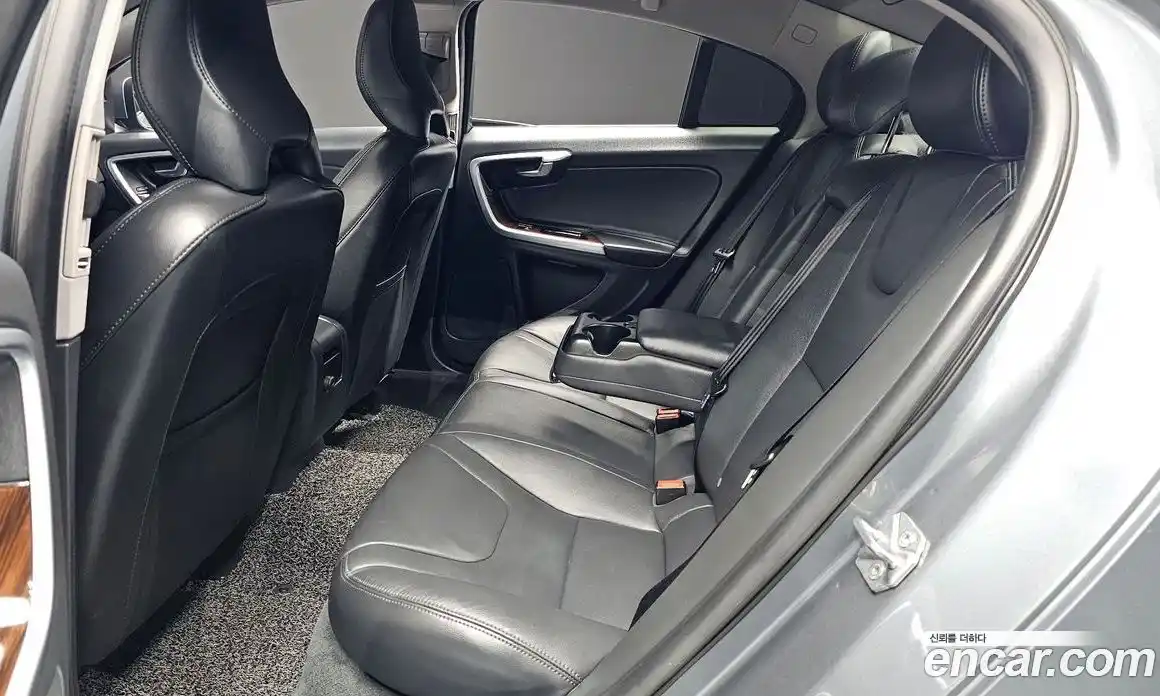 Volvo S60 2018 2.0 гидро в Москве № 1836891, фото 16