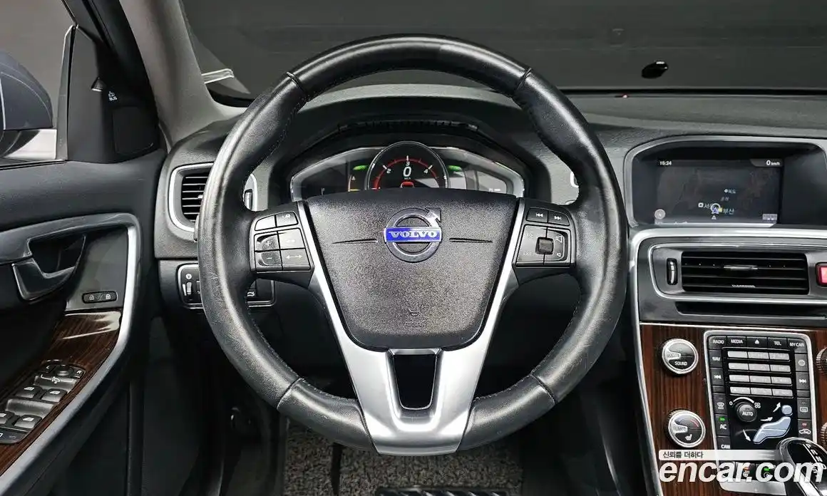 Volvo S60 2018 2.0 гидро в Москве № 1836891, фото 18
