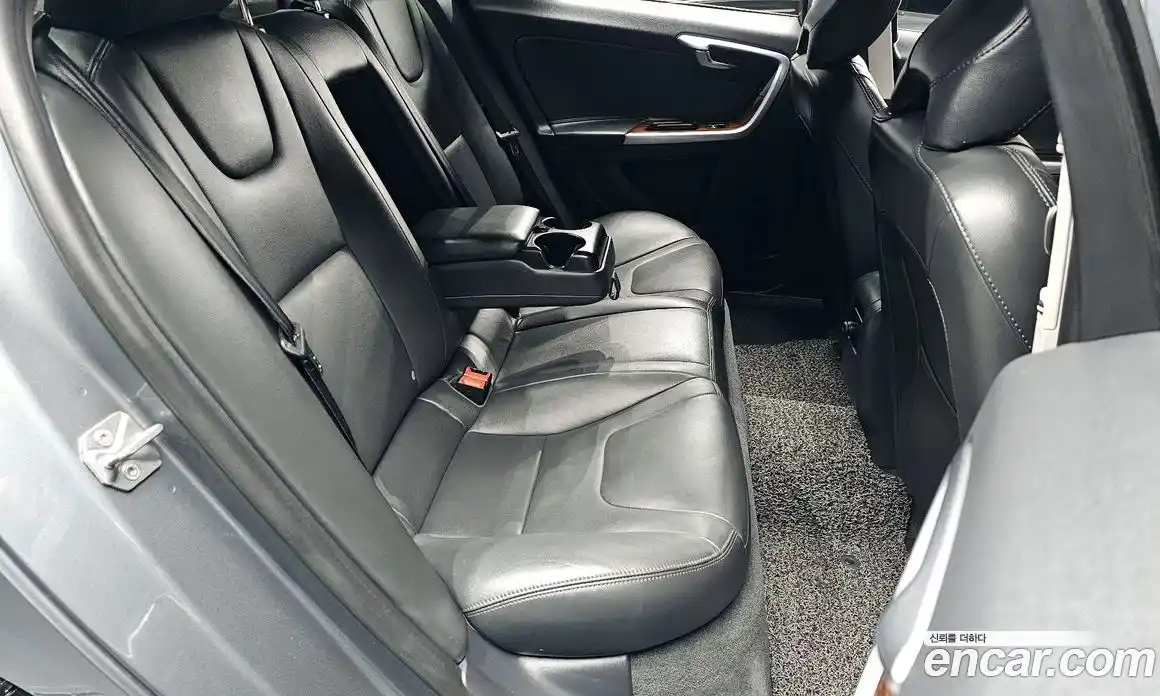Volvo S60 2018 2.0 гидро в Москве № 1836891, фото 26