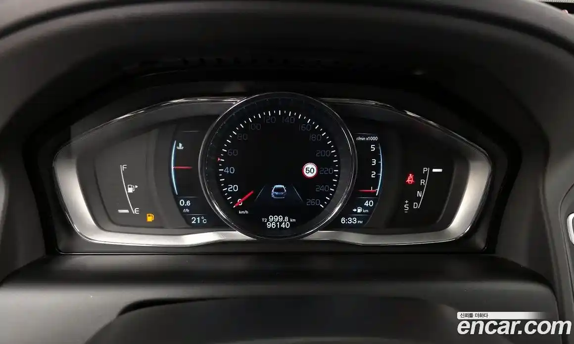 Volvo XC60 2015 2.4 гидро в Москве № 1836893, фото 8