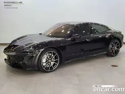 Porsche Taycan, 2024