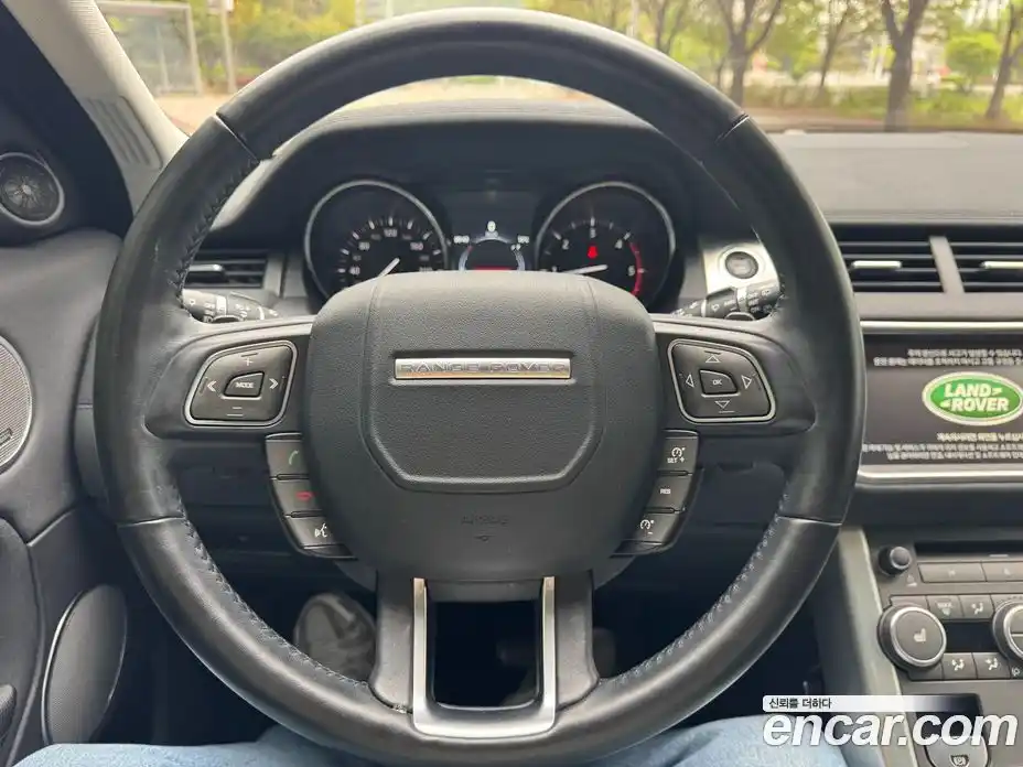 Land Rover Range-Rover Evoque 2018 2.0 гидро в Москве № 1837460, фото 14