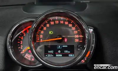 Mini Countryman 2018 2.0 гидро в Москве № 1837685, миниатюра 10