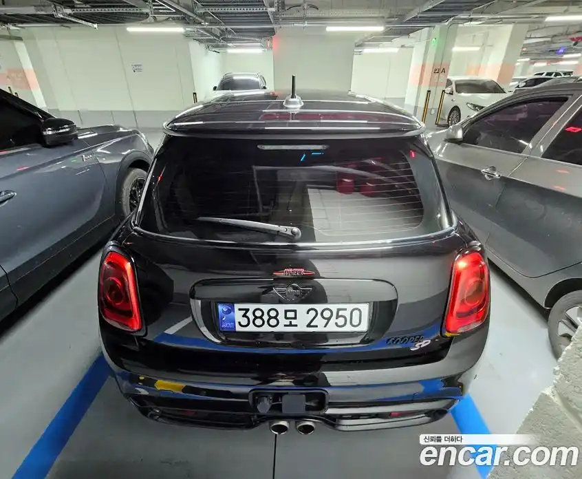 Mini Cooper 2017 2.0 гидро в Москве № 1837780, фото 4