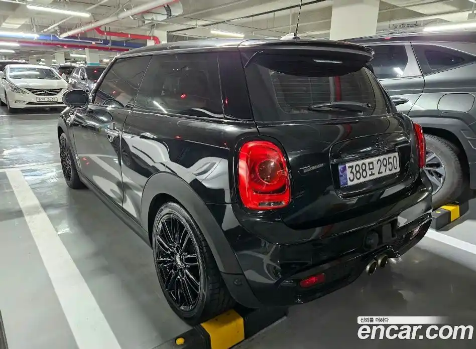 Mini Cooper 2017 2.0 гидро в Москве № 1837780, фото 5