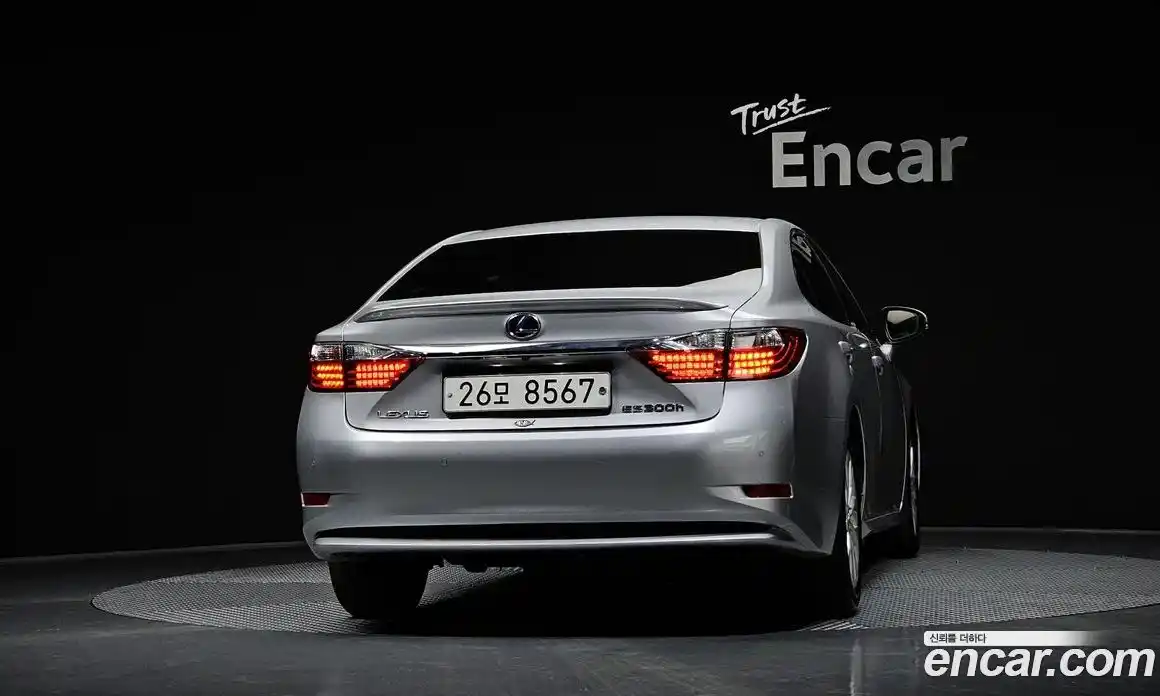 Lexus ES 2013 2.5 гидро в Москве № 1837969, фото 4