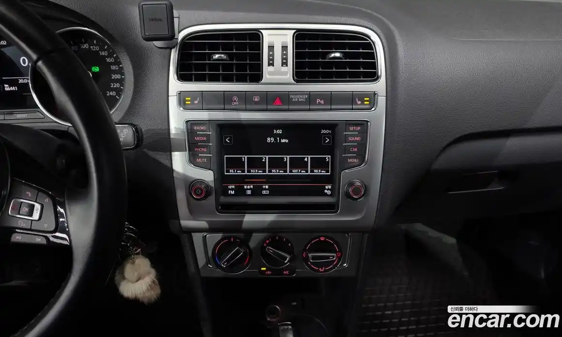 Volkswagen Polo 2015 1.4 гидро в Москве № 1838090, фото 14
