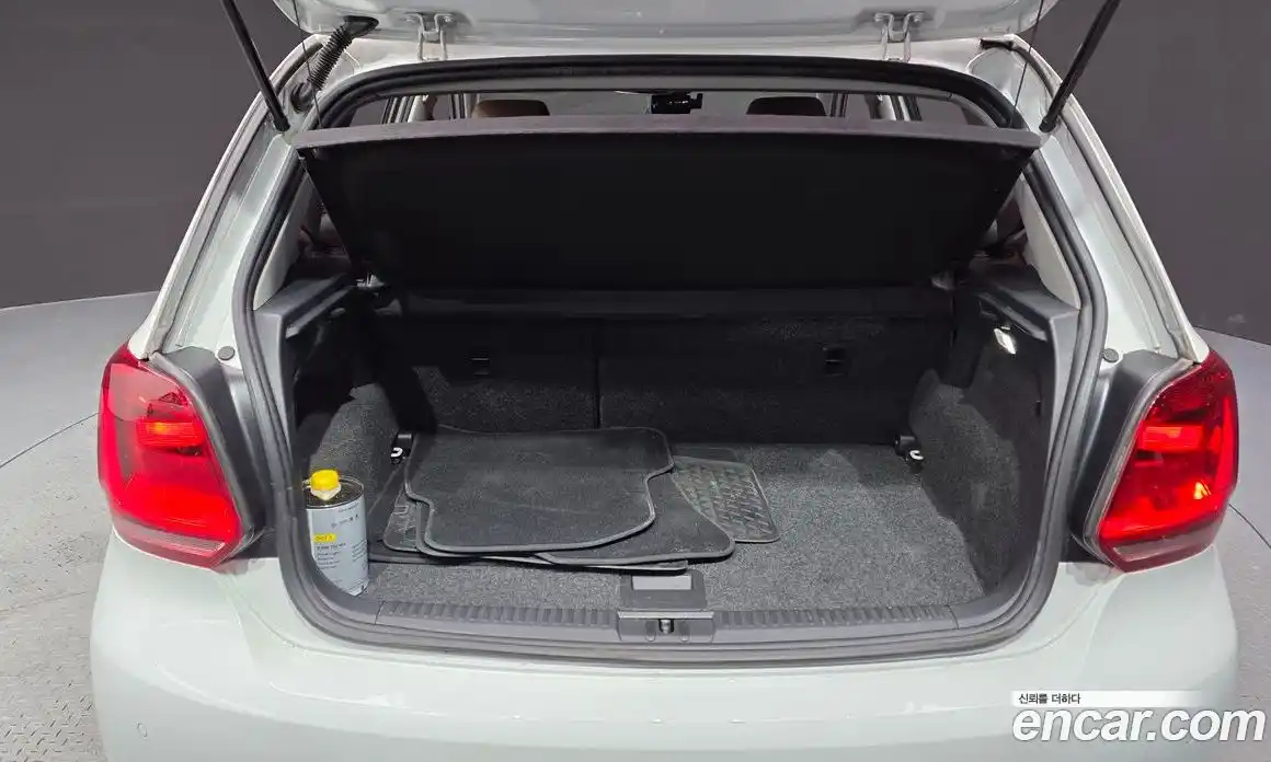 Volkswagen Polo 2015 1.4 гидро в Москве № 1838090, фото 20
