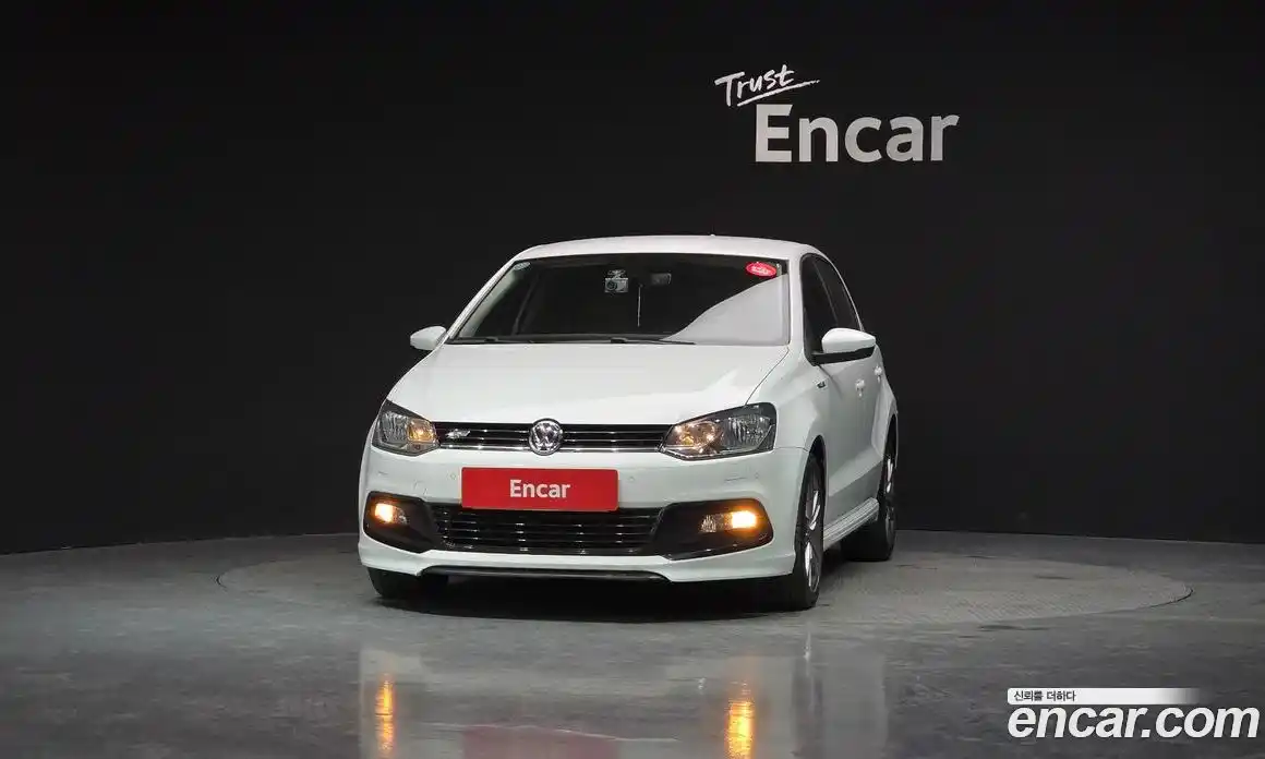 Volkswagen Polo 2015 1.4 гидро в Москве № 1838090, фото 3