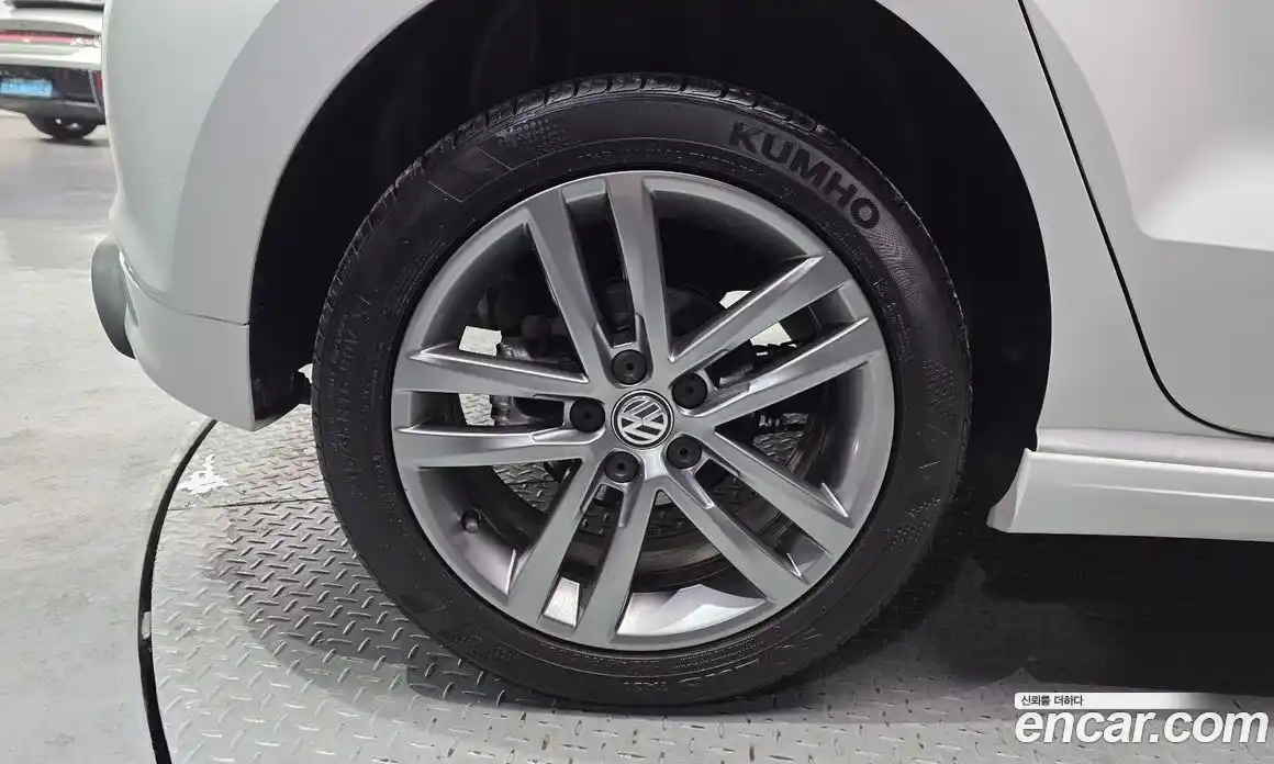 Volkswagen Polo 2015 1.4 гидро в Москве № 1838090, фото 5