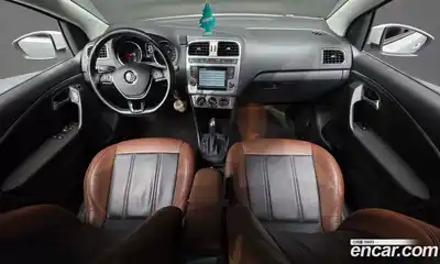 Volkswagen Polo 2015 1.4 гидро в Москве № 1838090, миниатюра 7