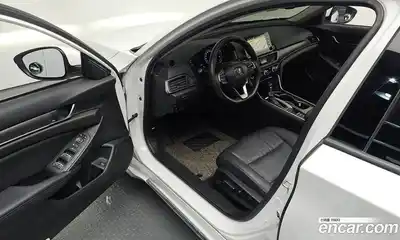 Honda Accord 2018 1.5 гидро в Москве № 1838589, миниатюра 11